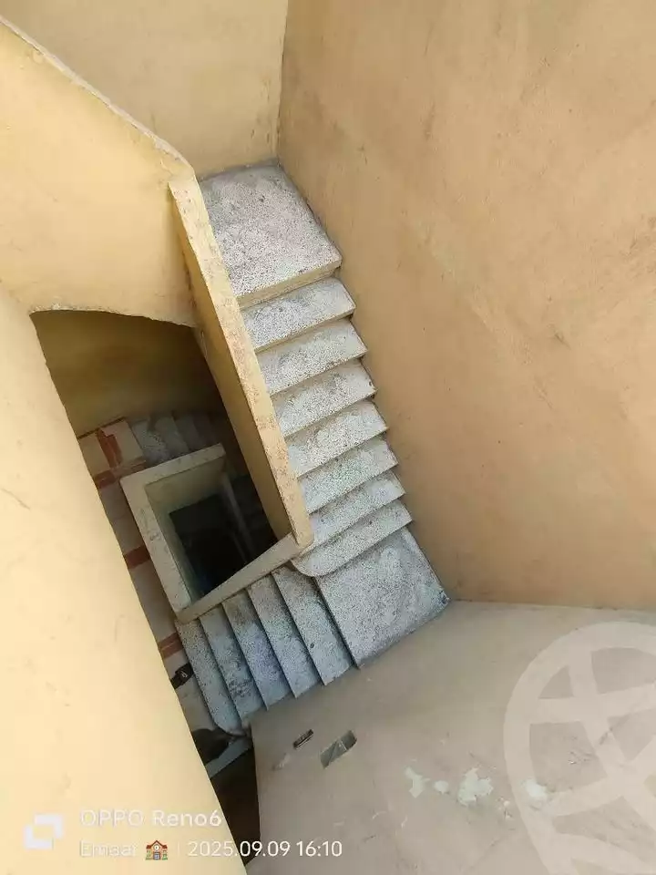 https://aqarmap.com.eg/en/listing/6318885-for-sale-qalyubia-shubra-el-khaima-shubra-el-khaima-city-ahmed-oraby-st