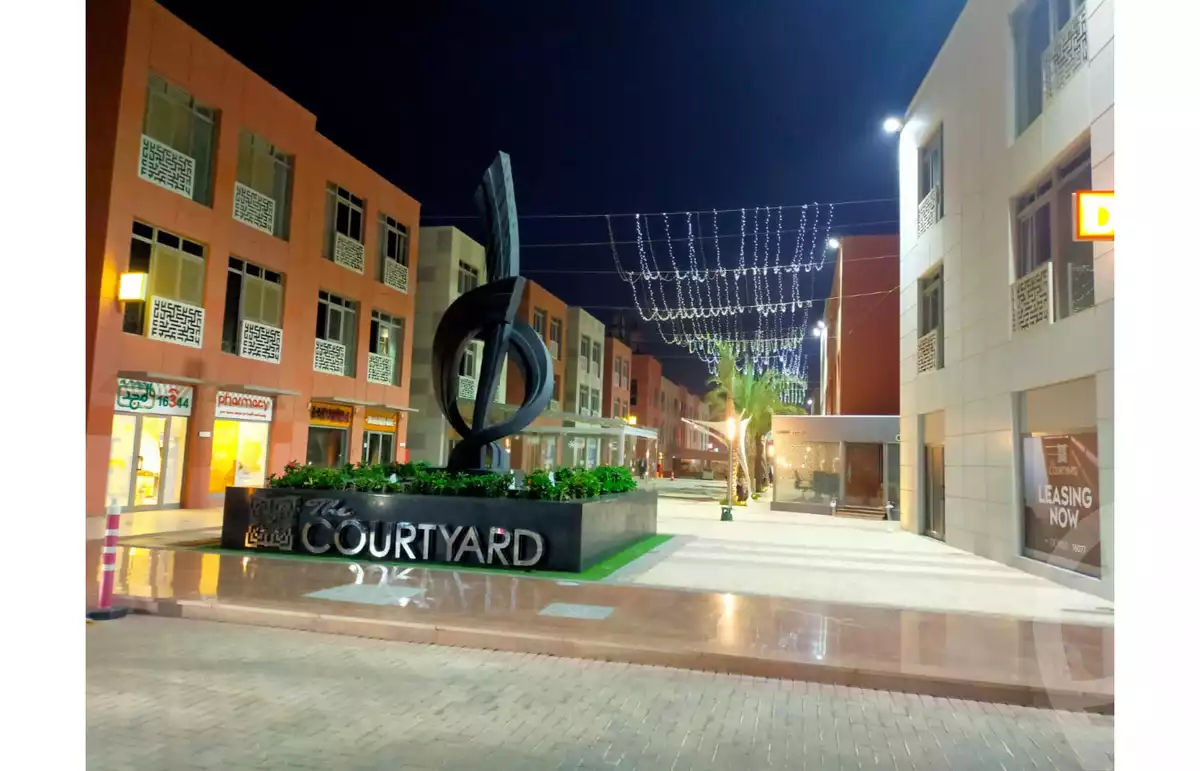 https://aqarmap.com.eg/en/listing/6321047-for-sale-cairo-el-sheikh-zayed-city-compounds-the-courtyard-mall-dorra