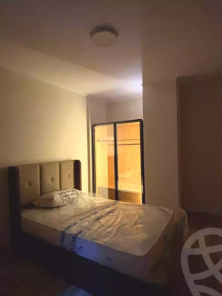 https://aqarmap.com.eg/ar/listing/6321976-for-rent-cairo-6th-of-october-el-ahyaa-neighborhood-2nd-divided-from-al-kafrawei-st
