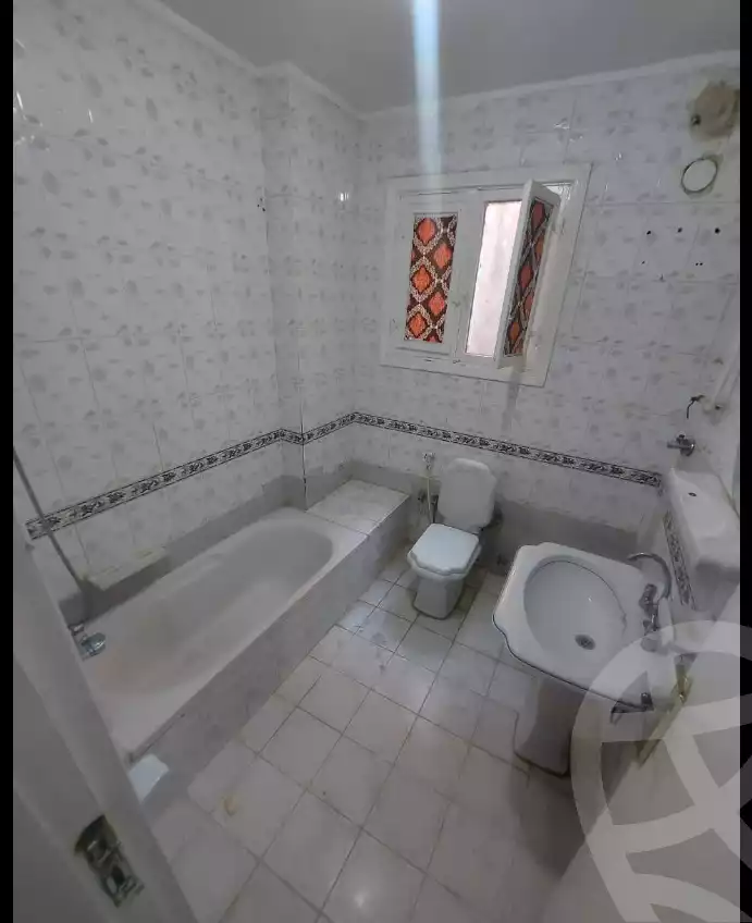 https://aqarmap.com.eg/ar/listing/6322038-for-sale-cairo-helwan-hadayek-helwan-el-shareef