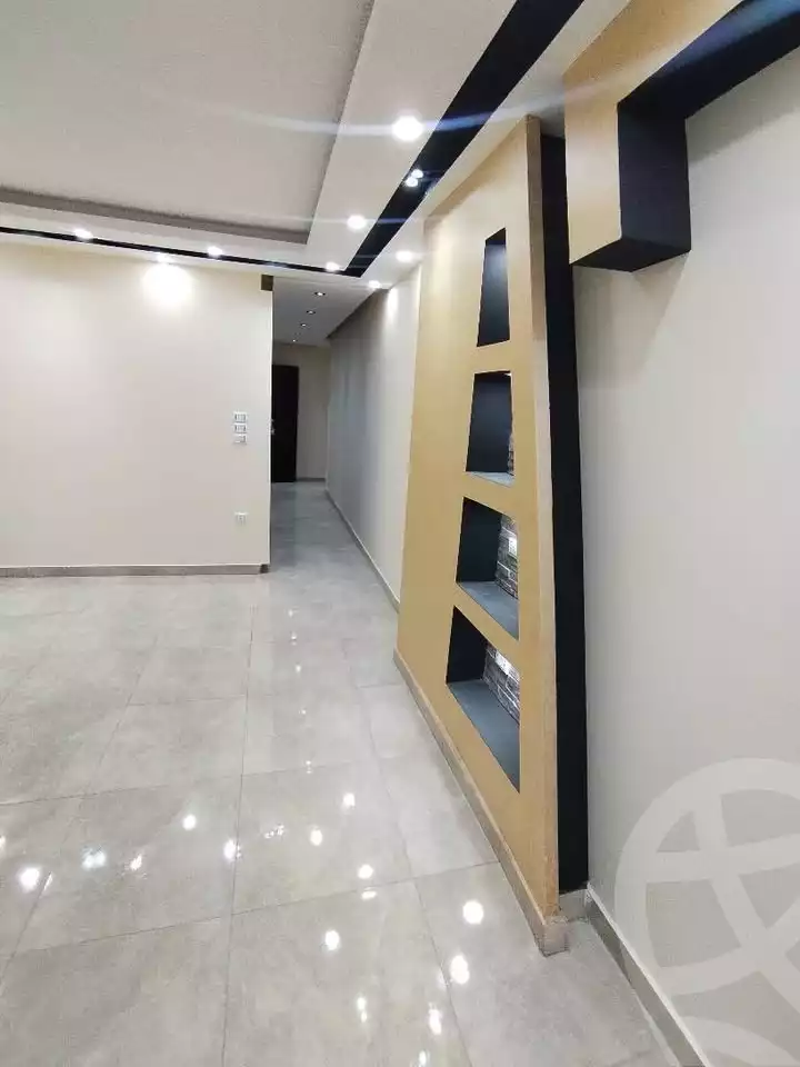 https://aqarmap.com.eg/en/listing/6322776-for-sale-cairo-helwan-hadayek-helwan-el-eshrein-st