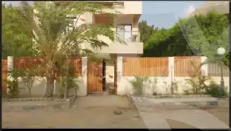 https://aqarmap.com.eg/ar/listing/6322898-for-sale-cairo-el-shorouk-compounds-el-hayah-residence