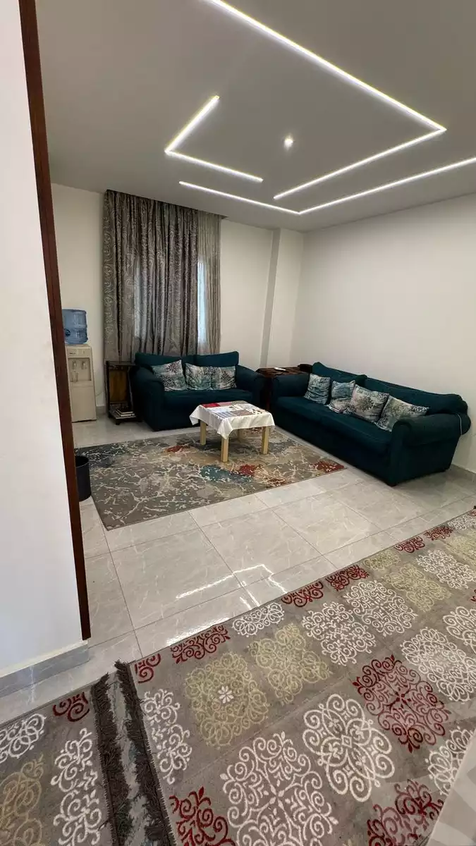 https://aqarmap.com.eg/ar/listing/6324860-for-sale-cairo-el-sheikh-zayed-city-el-hay-elsabeaa-lhy-lsb
