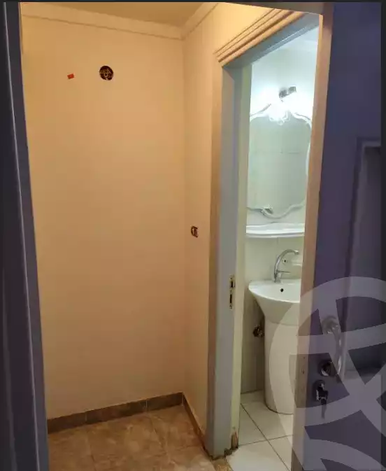 https://aqarmap.com.eg/ar/listing/6325364-for-sale-alexandria-ganaklis-el-morsaleen-el-american-st
