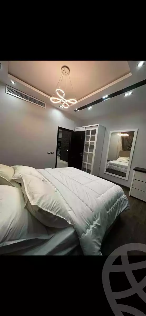https://aqarmap.com.eg/en/listing/6325468-for-sale-cairo-el-sheikh-zayed-city-compounds-beverly-hills