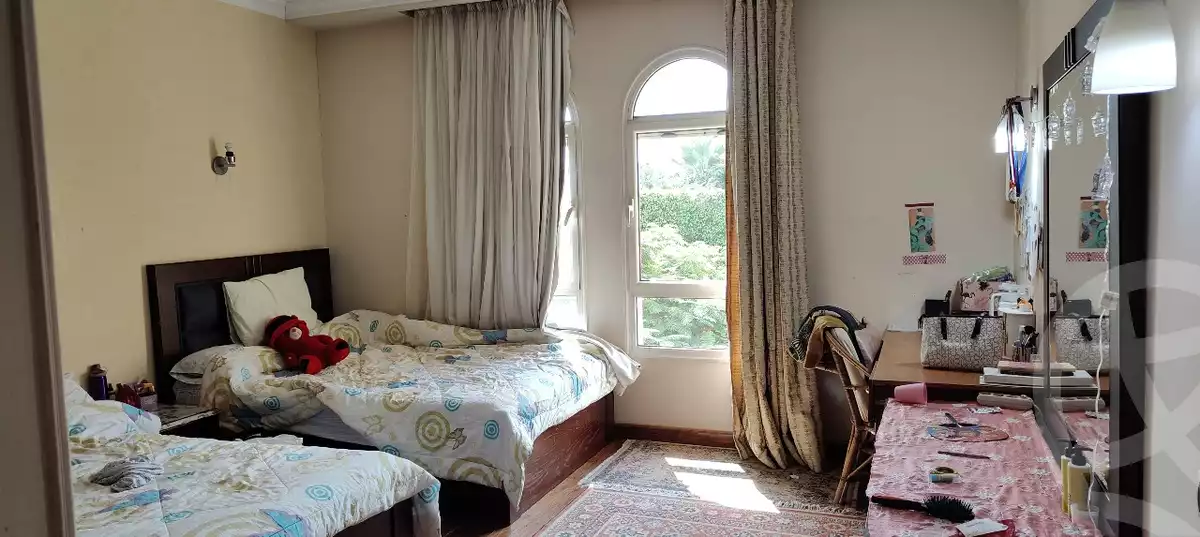 https://aqarmap.com.eg/ar/listing/6325845-for-sale-cairo-el-sheikh-zayed-city-compounds-greens