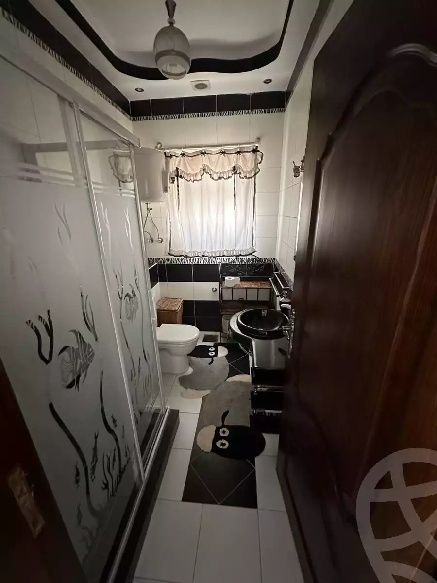 https://aqarmap.com.eg/ar/listing/6326048-for-sale-cairo-new-cairo-compounds-les-rois