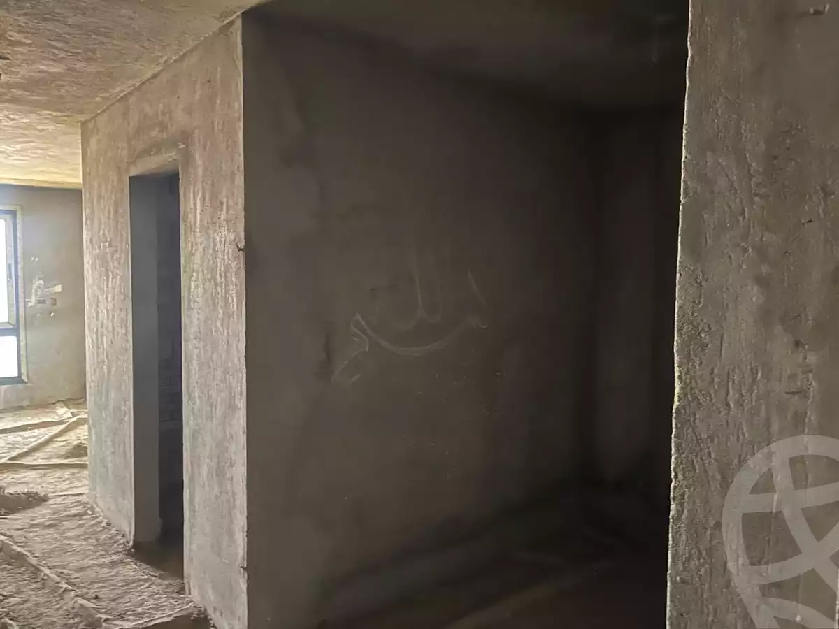 https://aqarmap.com.eg/ar/listing/6326180-for-sale-cairo-new-cairo-compounds-azad