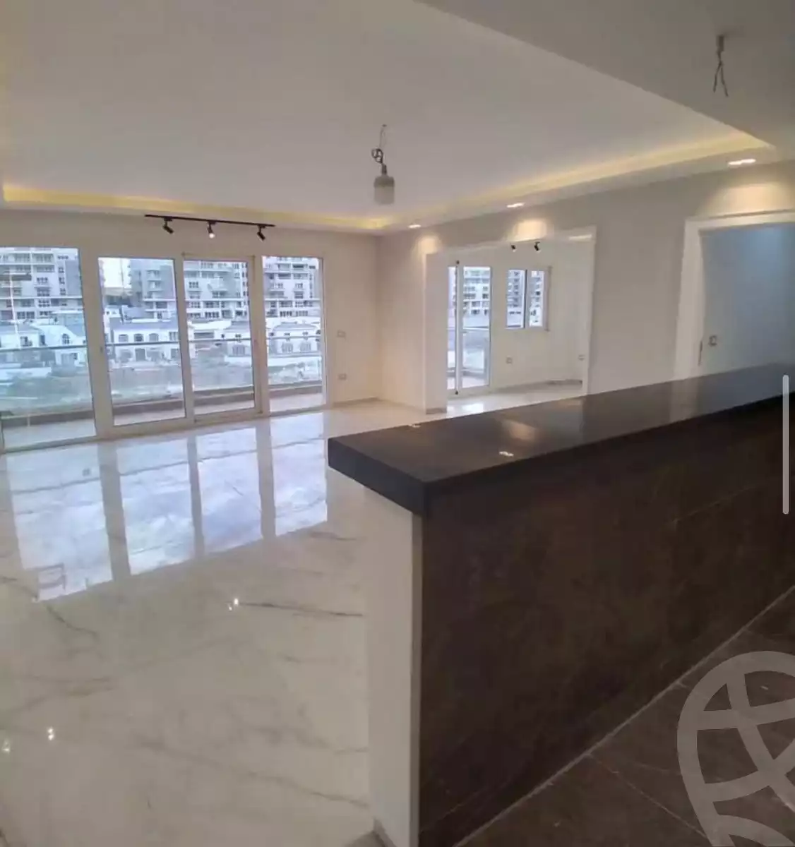 https://aqarmap.com.eg/ar/listing/6326219-for-sale-cairo-new-cairo-compounds-mwntn-fyw-y-syty-club-park-mountain-view-icity