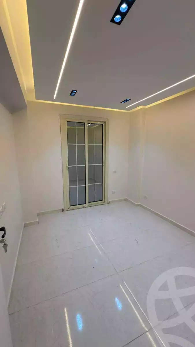 https://aqarmap.com.eg/en/listing/6328984-for-sale-cairo-6th-of-october-el-ahyaa-neighborhood-2nd-street-2