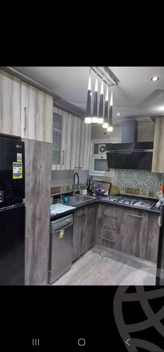 https://aqarmap.com.eg/en/listing/6330508-for-sale-cairo-new-cairo-lrhb-city-phase-8