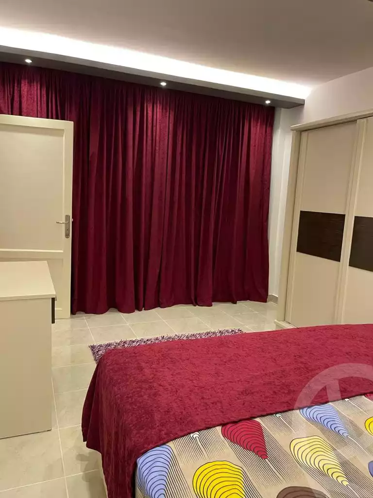 https://aqarmap.com.eg/en/listing/6330690-for-rent-cairo-new-cairo-lrhb-city-phase-8
