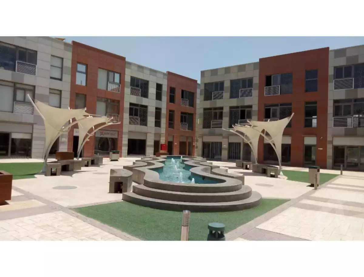 https://aqarmap.com.eg/ar/listing/6330780-for-sale-cairo-el-sheikh-zayed-city-compounds-the-courtyard-mall-dorra