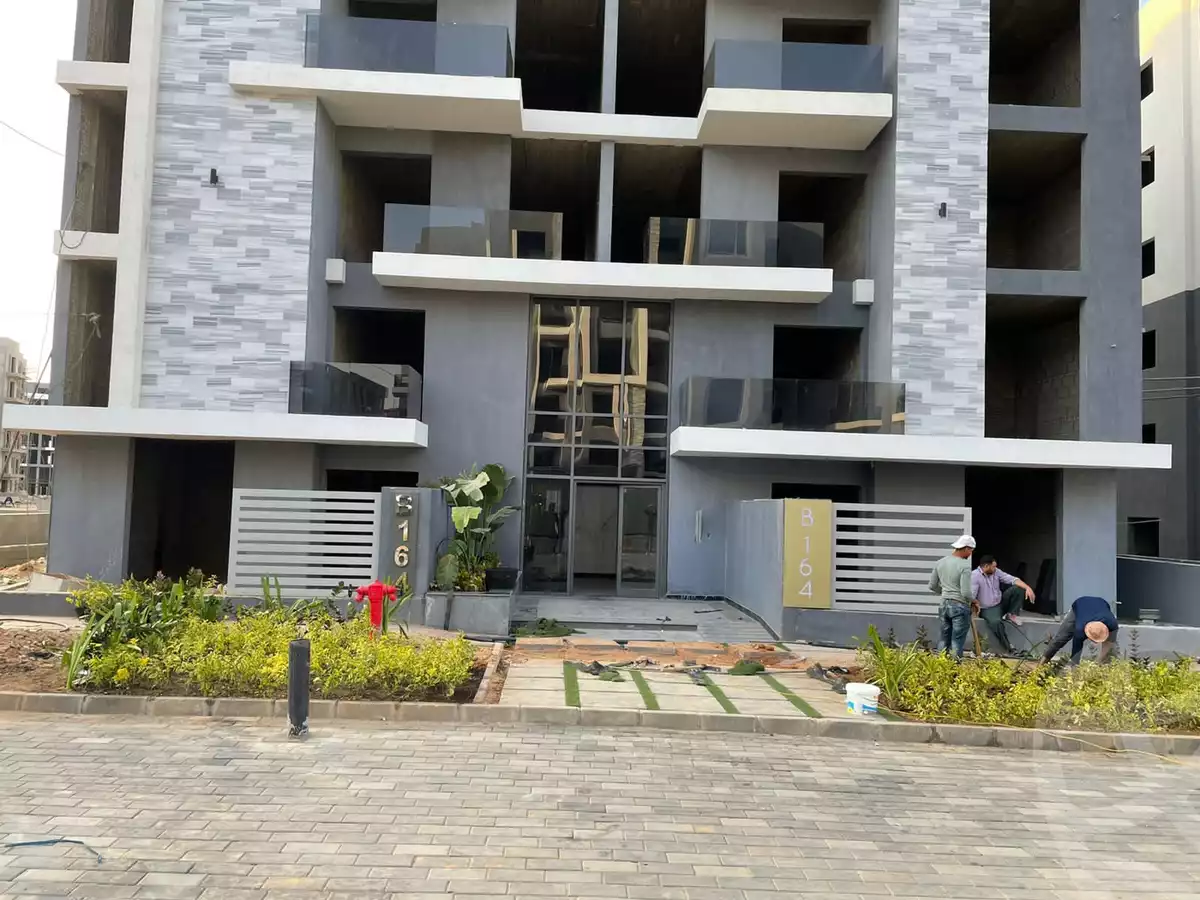 https://aqarmap.com.eg/ar/listing/6330975-for-sale-cairo-6th-of-october-hadaeq-october-kmbwnd-fy-hdyq-ktwbr-sun-capital