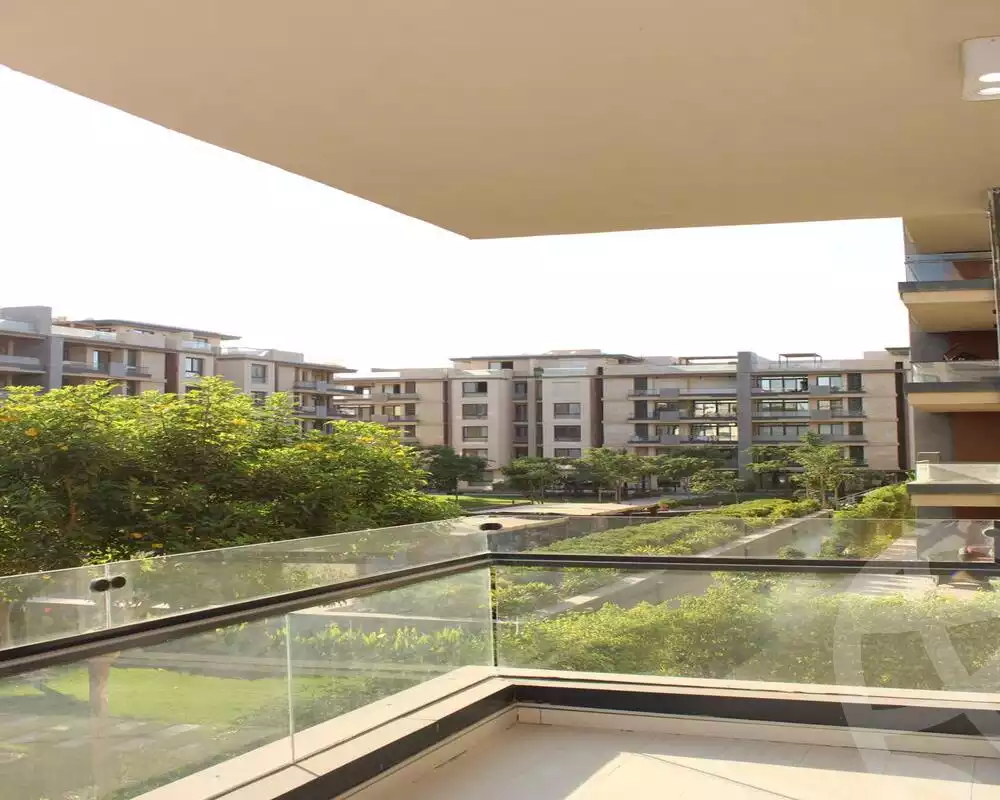 https://aqarmap.com.eg/ar/listing/6330953-for-sale-cairo-new-cairo-compounds-azad