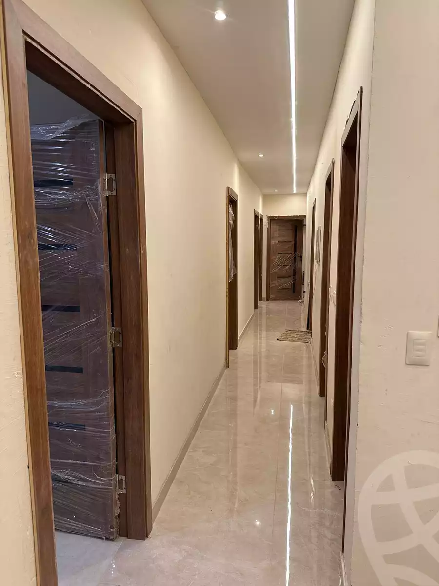 https://aqarmap.com.eg/ar/listing/6331123-for-sale-cairo-new-cairo-compounds-dar-misr-el-koronfel