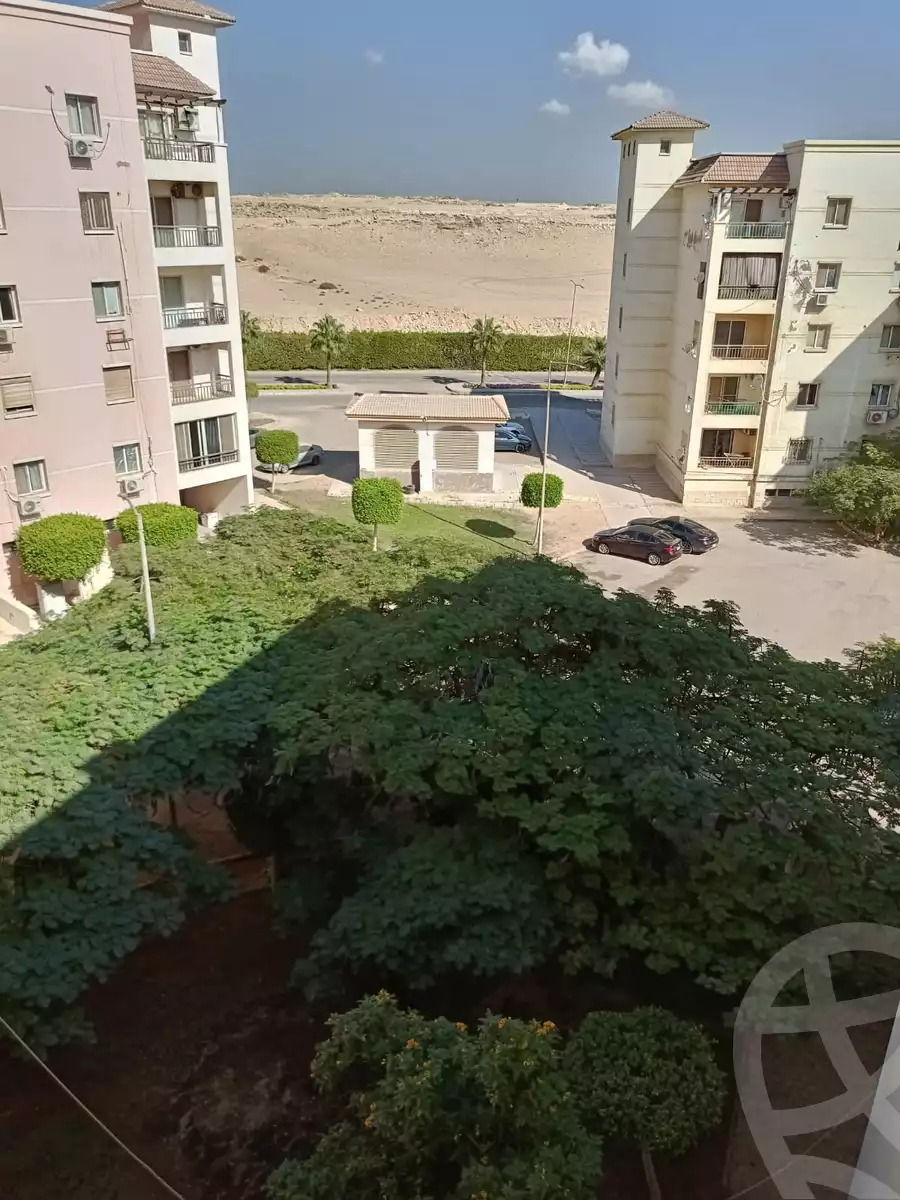 https://aqarmap.com.eg/ar/listing/6331520-for-sale-cairo-6th-of-october-compounds-dream-land-flower-resort