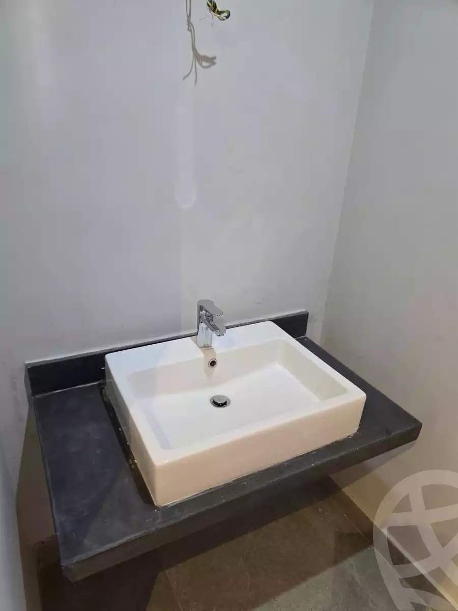 https://aqarmap.com.eg/ar/listing/6331545-for-rent-cairo-el-sheikh-zayed-city-compounds-kmbwnd-fyldj-wyst-dr-llttwyr