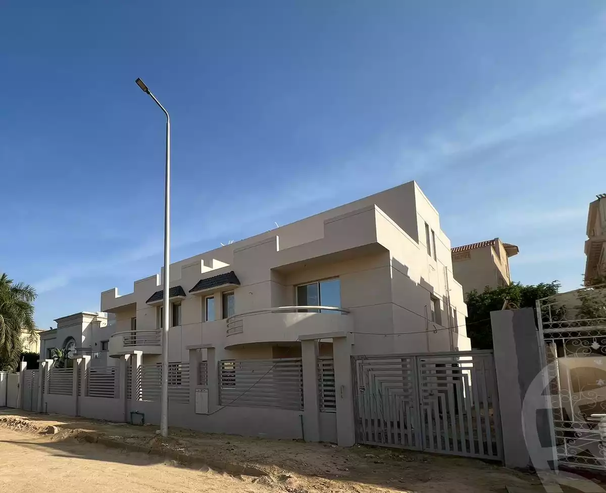 https://aqarmap.com.eg/en/listing/6332091-for-sale-cairo-el-shorouk-compounds-daheyet-el-nakheel