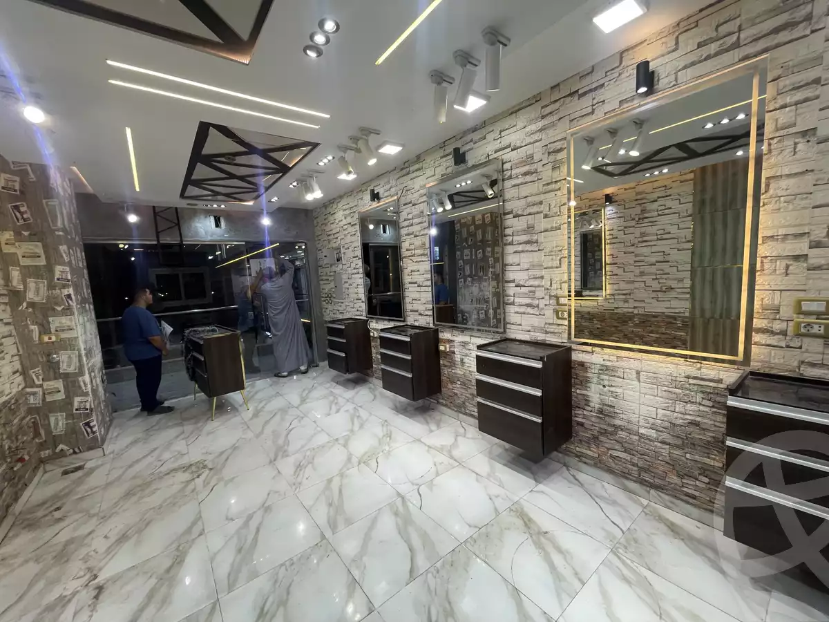 https://aqarmap.com.eg/ar/listing/6334110-for-rent-cairo-al-oubour-l-bwr-ljdyd-hy-lhry-el-horeya-mall-meamar-el-ashraf