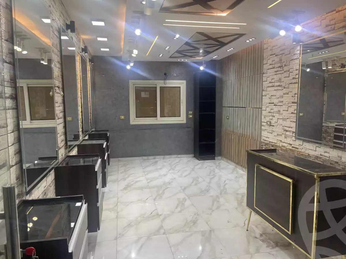 https://aqarmap.com.eg/ar/listing/6334110-for-rent-cairo-al-oubour-l-bwr-ljdyd-hy-lhry-el-horeya-mall-meamar-el-ashraf