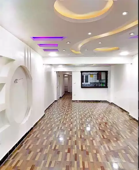 https://aqarmap.com.eg/ar/listing/6335669-for-rent-alexandria-miami-iskandar-ibrahim-st