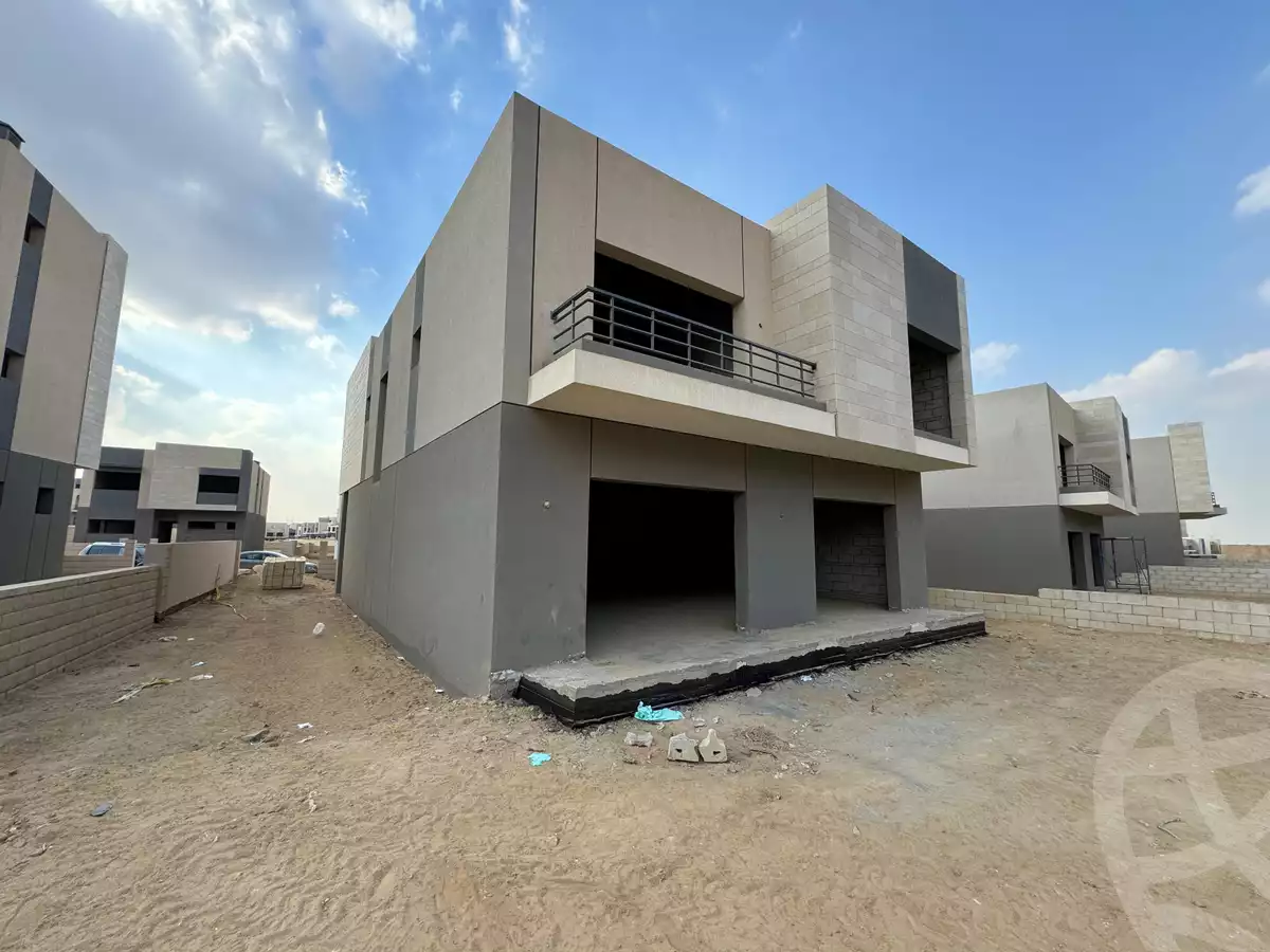 https://aqarmap.com.eg/ar/listing/6335969-for-sale-cairo-new-cairo-lmstqbl-syty-compounds-hap-town