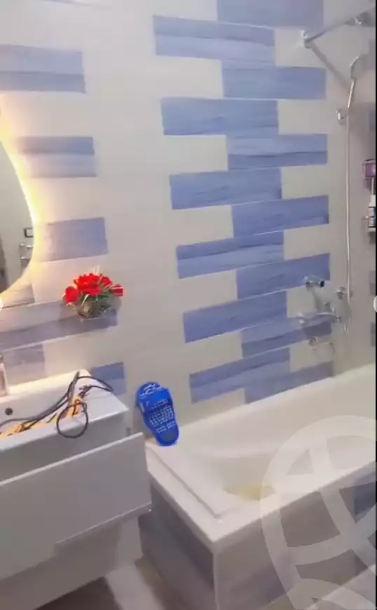 https://aqarmap.com.eg/ar/listing/6337048-for-sale-cairo-helwan-kwrnysh-hlwn