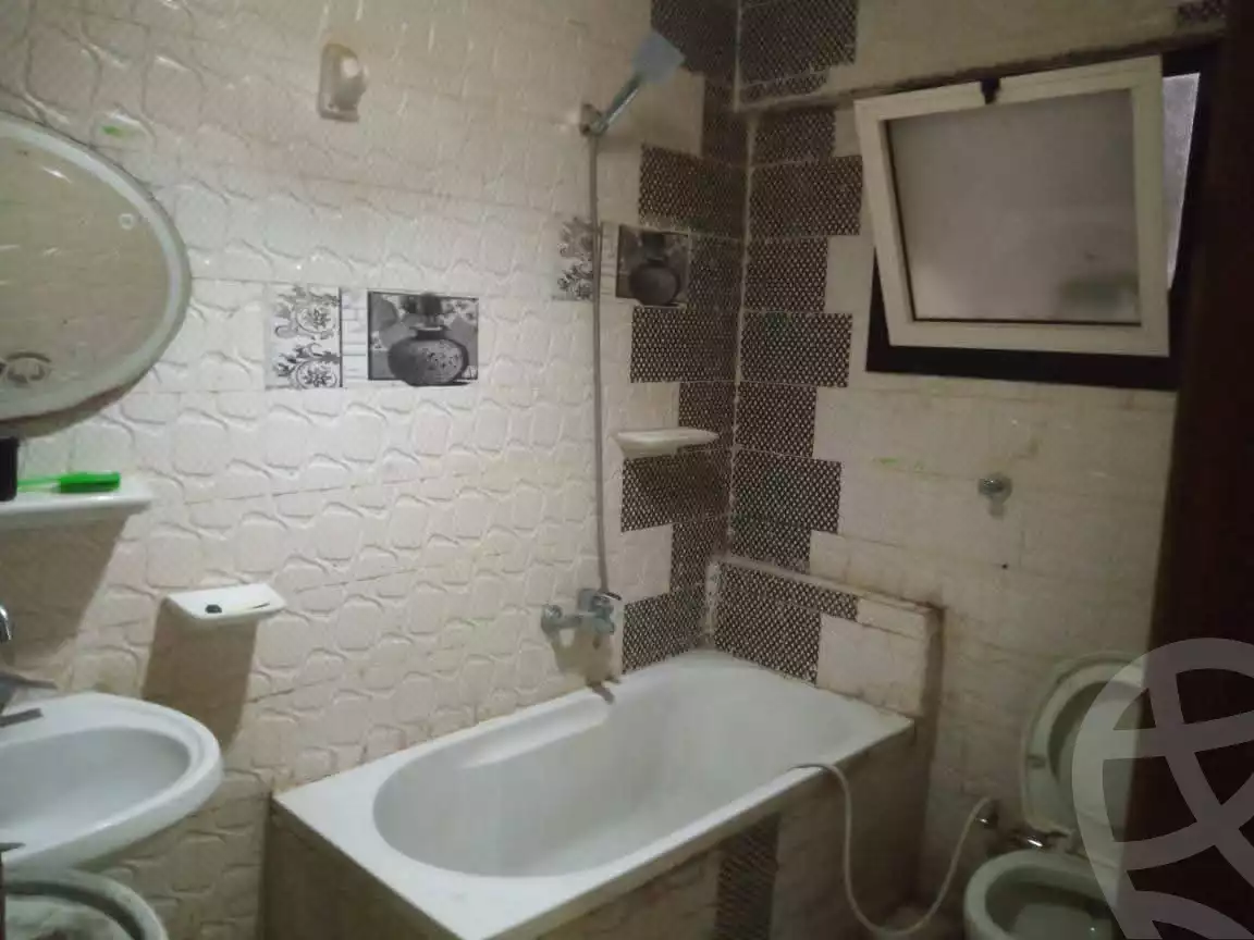 https://aqarmap.com.eg/ar/listing/6337188-for-rent-alexandria-miami-khld-bn-lwlyd