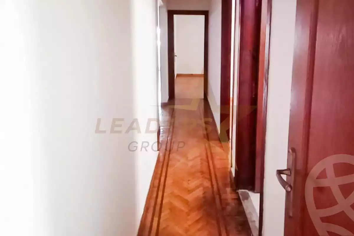 https://aqarmap.com.eg/ar/listing/6337789-for-sale-alexandria-ganaklis