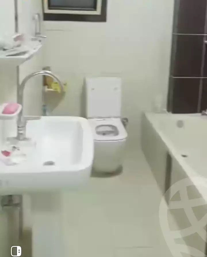 https://aqarmap.com.eg/ar/listing/6337997-for-sale-cairo-el-haram-shareaa-el-talateny