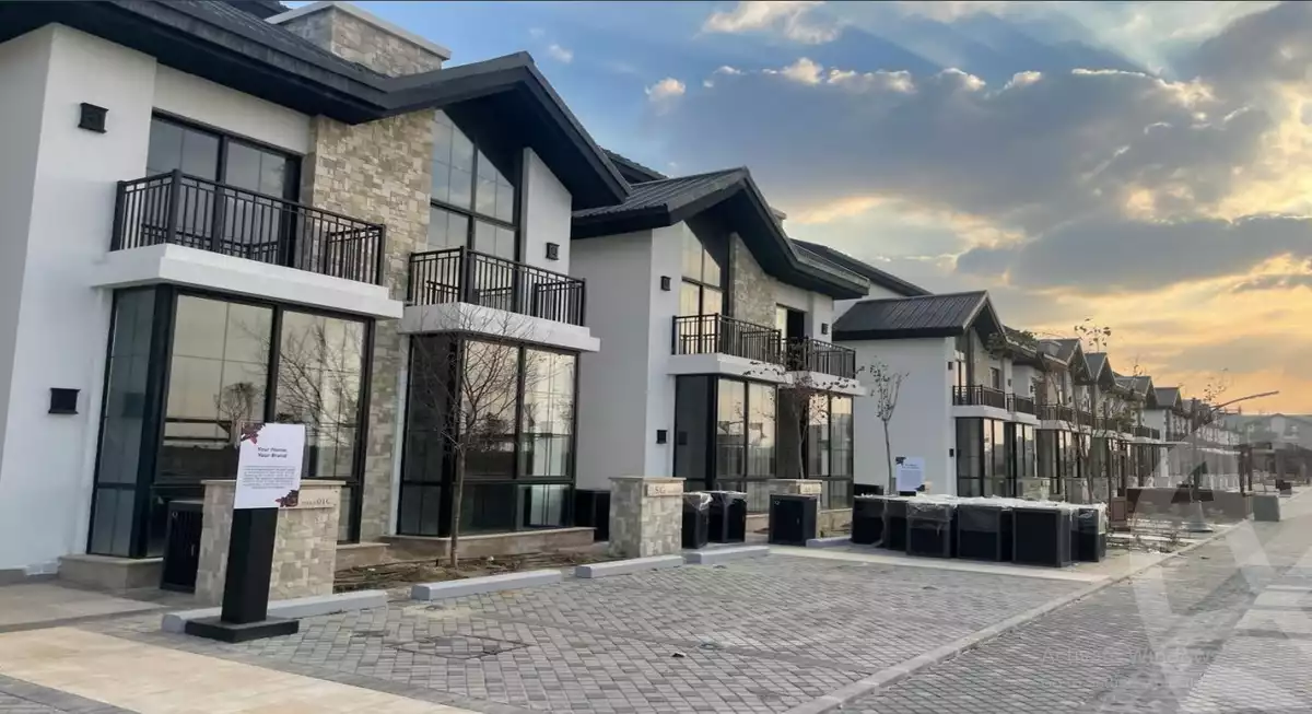 https://aqarmap.com.eg/ar/listing/6338130-for-sale-cairo-new-cairo-compounds-dh-mrk