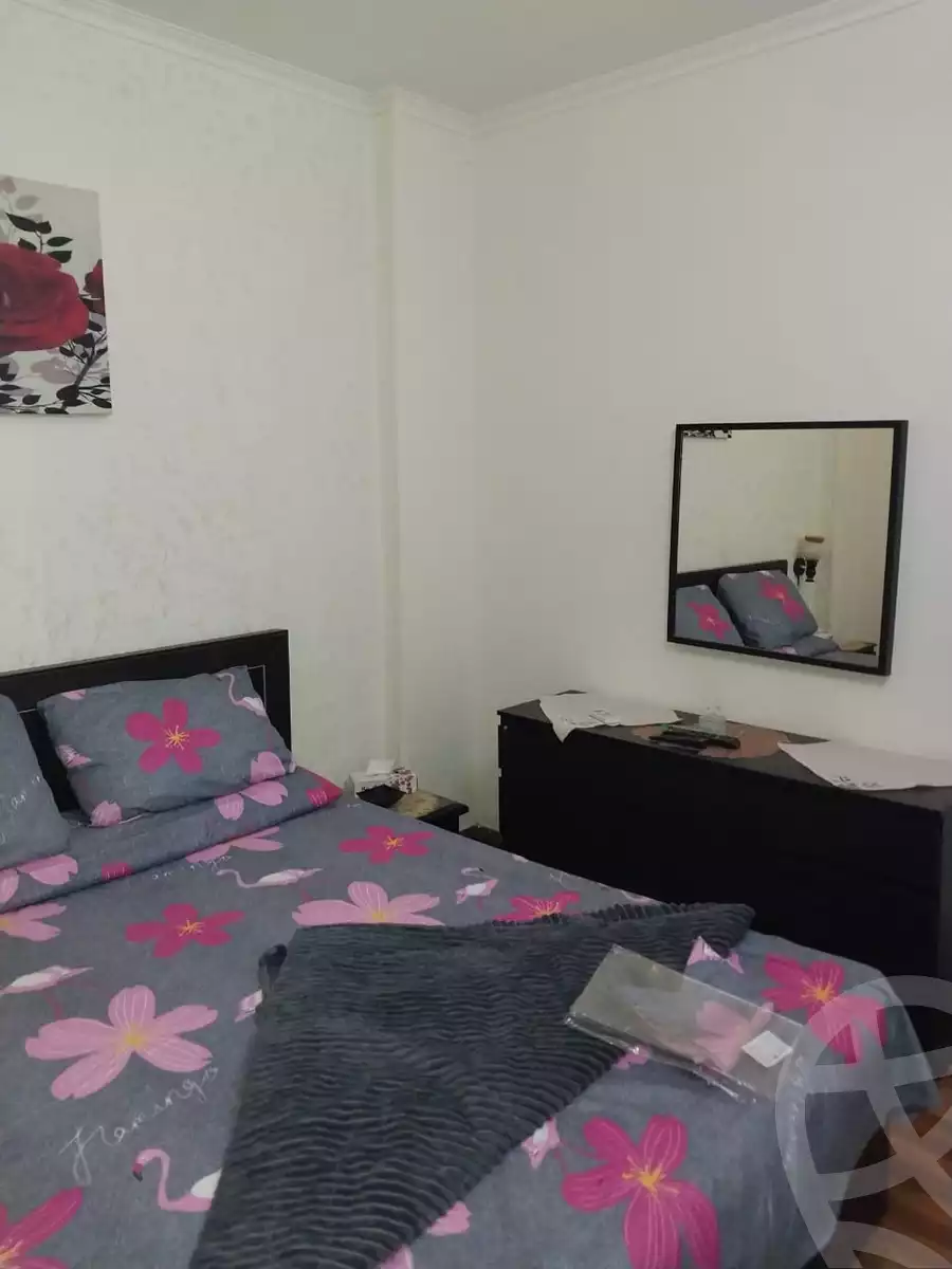 https://aqarmap.com.eg/en/listing/6339054-for-sale-cairo-new-cairo-lrhb-city-phase-8
