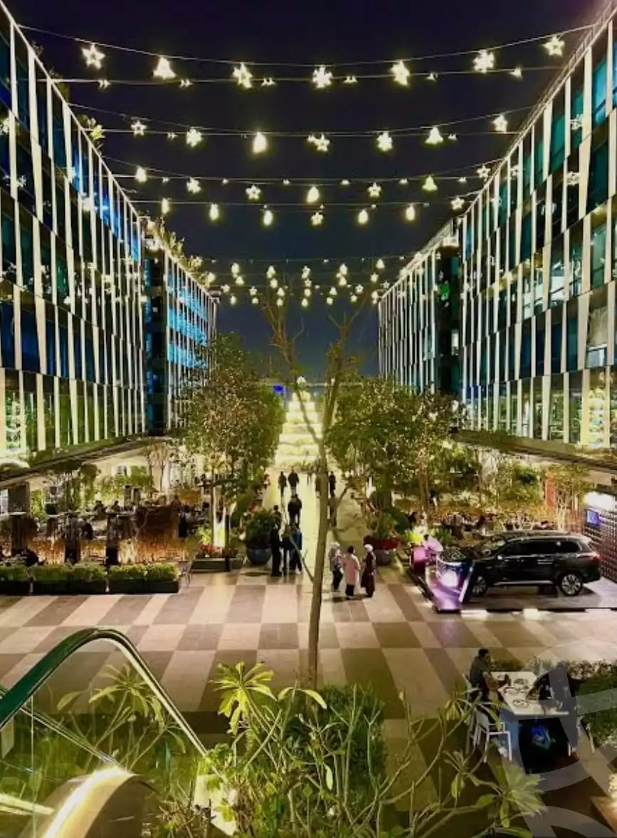 https://aqarmap.com.eg/ar/listing/6338877-for-sale-cairo-el-sheikh-zayed-city-compounds-brk-stryt-mwl-sky