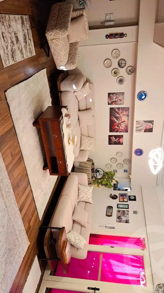 https://aqarmap.com.eg/ar/listing/6339252-for-sale-cairo-el-sheikh-zayed-city-compounds-el-yasmeen-compound