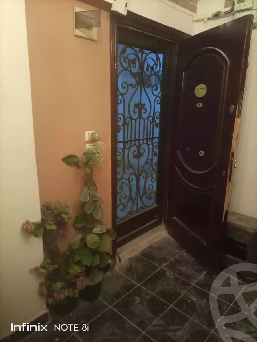 https://aqarmap.com.eg/en/listing/6339552-for-sale-alexandria-l-jmy-el-hanouvel-al-asdakaa-st