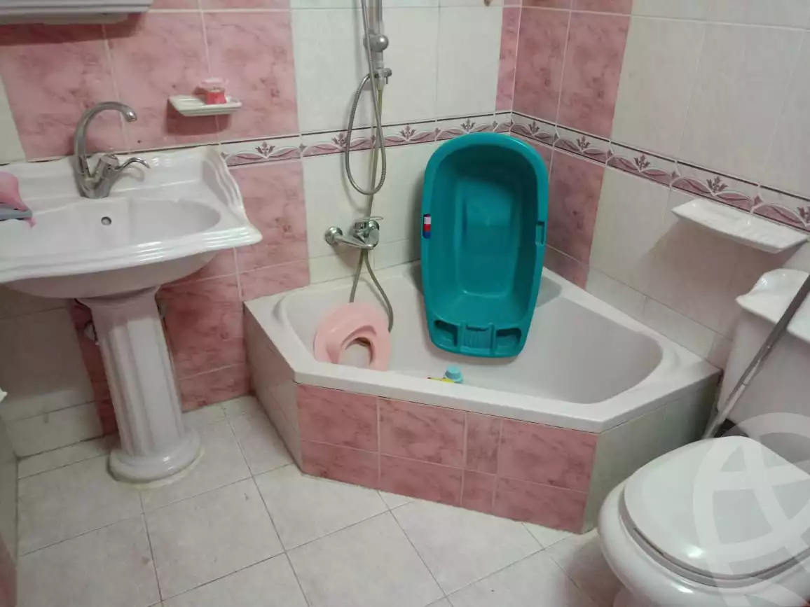 https://aqarmap.com.eg/ar/listing/6339984-for-sale-cairo-helwan-kwrnysh-hlwn