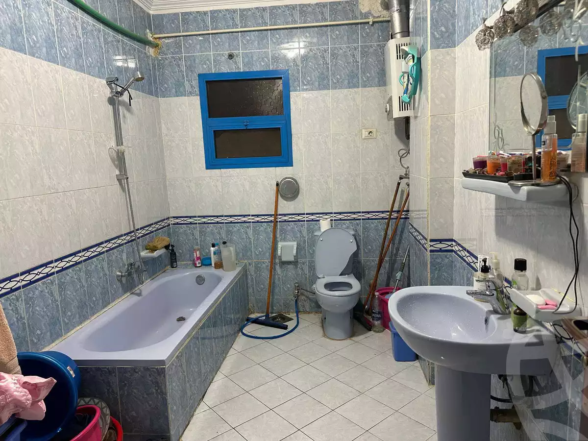 https://aqarmap.com.eg/ar/listing/6341003-for-sale-cairo-helwan-hadayek-helwan-nile-corniche-st