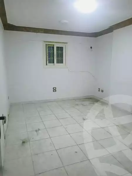 https://aqarmap.com.eg/ar/listing/6342247-for-rent-alexandria-ganaklis-shr-mrtdy-bsh