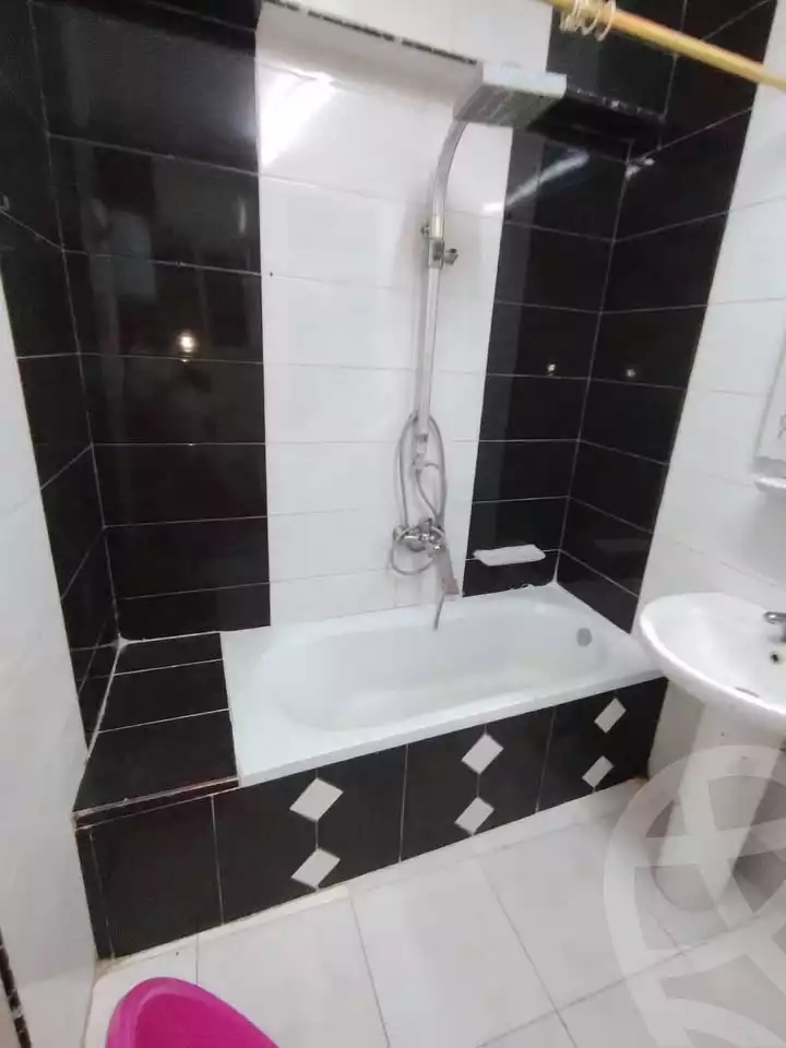 https://aqarmap.com.eg/ar/listing/6342859-for-rent-cairo-el-haram-shareaa-el-haram