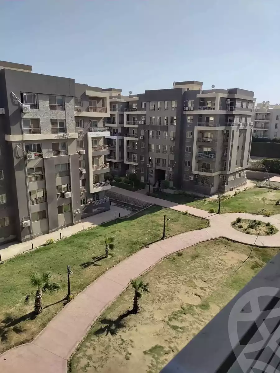 https://aqarmap.com.eg/en/listing/6346178-for-sale-cairo-el-sheikh-zayed-city-compounds-dr-msr