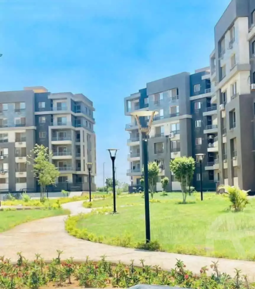 https://aqarmap.com.eg/en/listing/6346221-for-sale-cairo-el-sheikh-zayed-city-compounds-dr-msr
