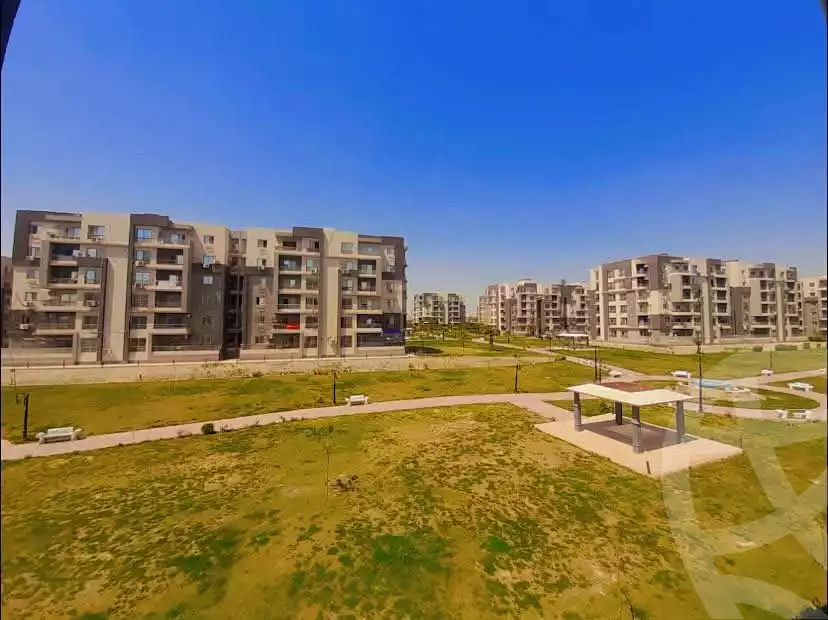 https://aqarmap.com.eg/en/listing/6346221-for-sale-cairo-el-sheikh-zayed-city-compounds-dr-msr