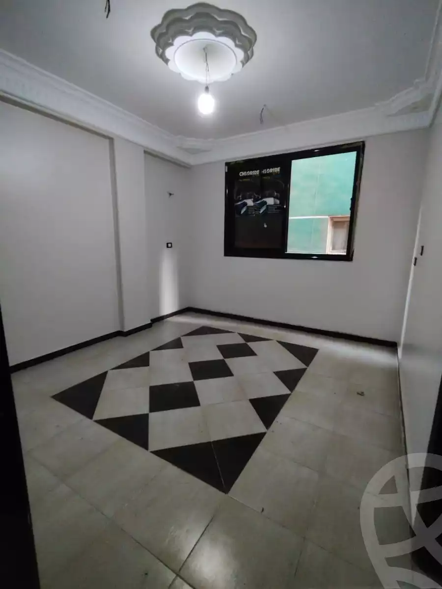 https://aqarmap.com.eg/ar/listing/6347737-for-sale-qalyubia-shubra-el-khaima-om-bayoumi
