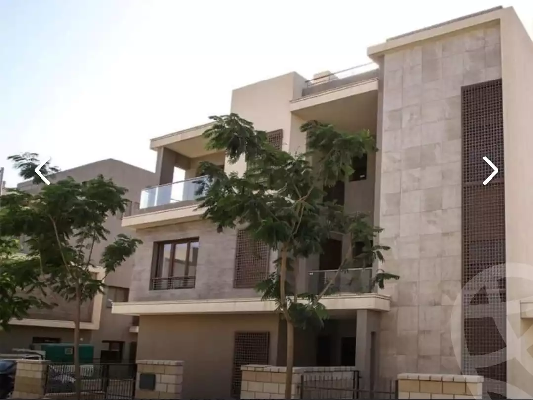 https://aqarmap.com.eg/en/listing/6350434-for-sale-cairo-6th-of-october-compounds-pyramids-heights