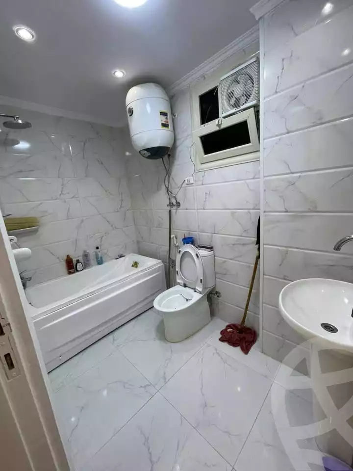 https://aqarmap.com.eg/en/listing/6350555-for-sale-cairo-el-haram-shareaa-khatem-el-morsalen