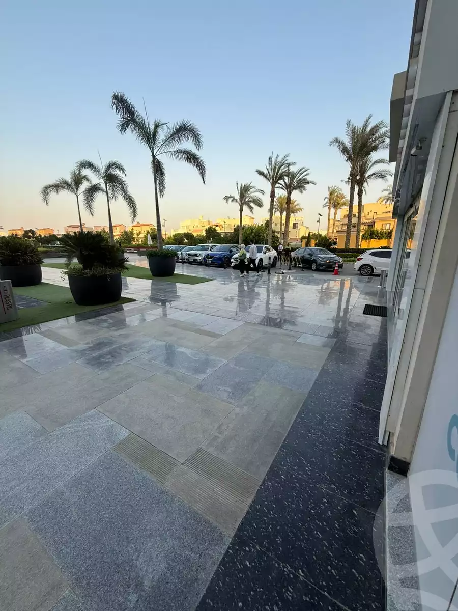 https://aqarmap.com.eg/en/listing/6350848-for-rent-cairo-new-cairo-compounds-mivida-mivida-business-park-emaar