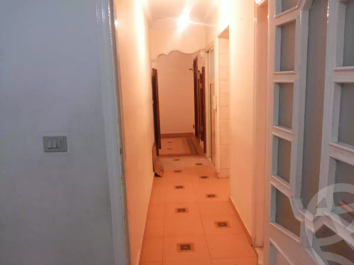 https://aqarmap.com.eg/ar/listing/6351022-for-rent-alexandria-alhadara-new-el-hadra-el-zahraa-st
