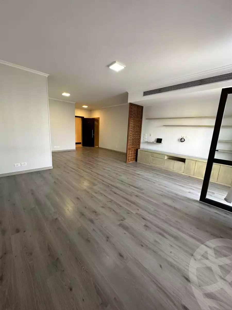 https://aqarmap.com.eg/en/listing/6351025-for-rent-cairo-el-sheikh-zayed-city-compounds-the-courtyard