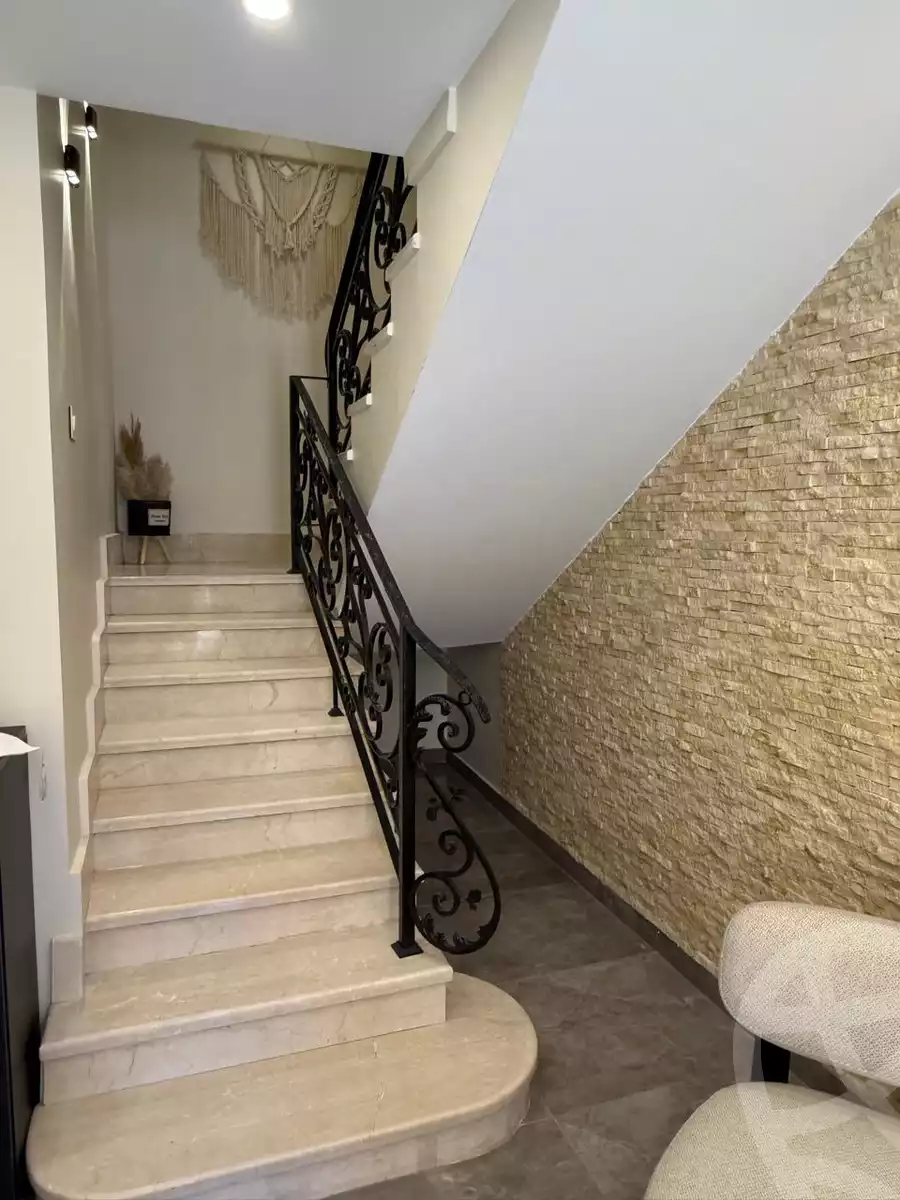 https://aqarmap.com.eg/ar/listing/6351617-for-sale-cairo-6th-of-october-hadaeq-october-kmbwnd-fy-hdyq-ktwbr-ashgar-city
